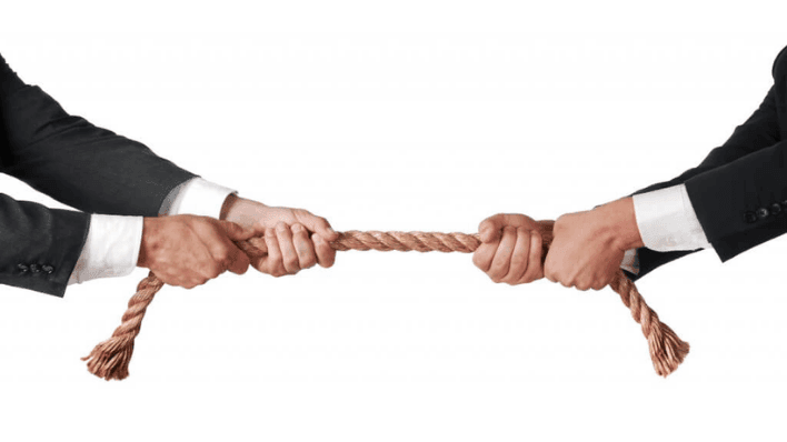 Cạnh tranh khốc liệt trong việc thu hút nhân tài 