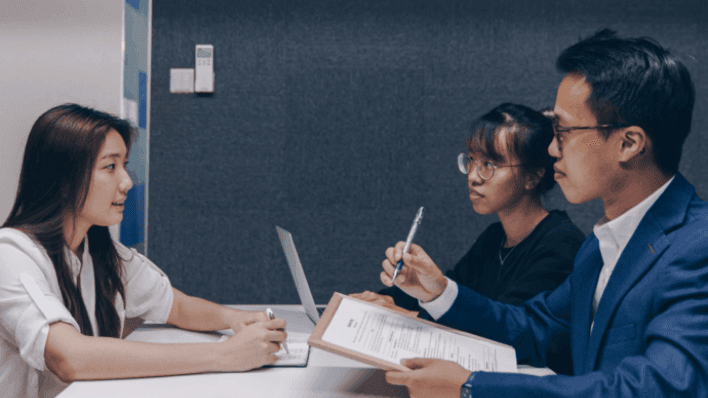 Quy trình tuyển dụng dài dòng và thiếu linh hoạt