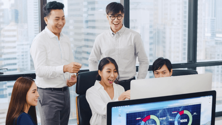 Tổng quan thị trường tuyển dụng năm 2025